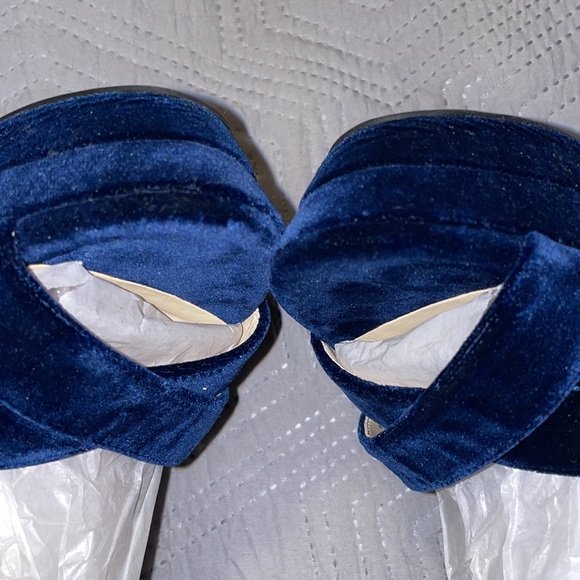 Blue Platform heel by Jessica Simpson - Picture 7 of 7